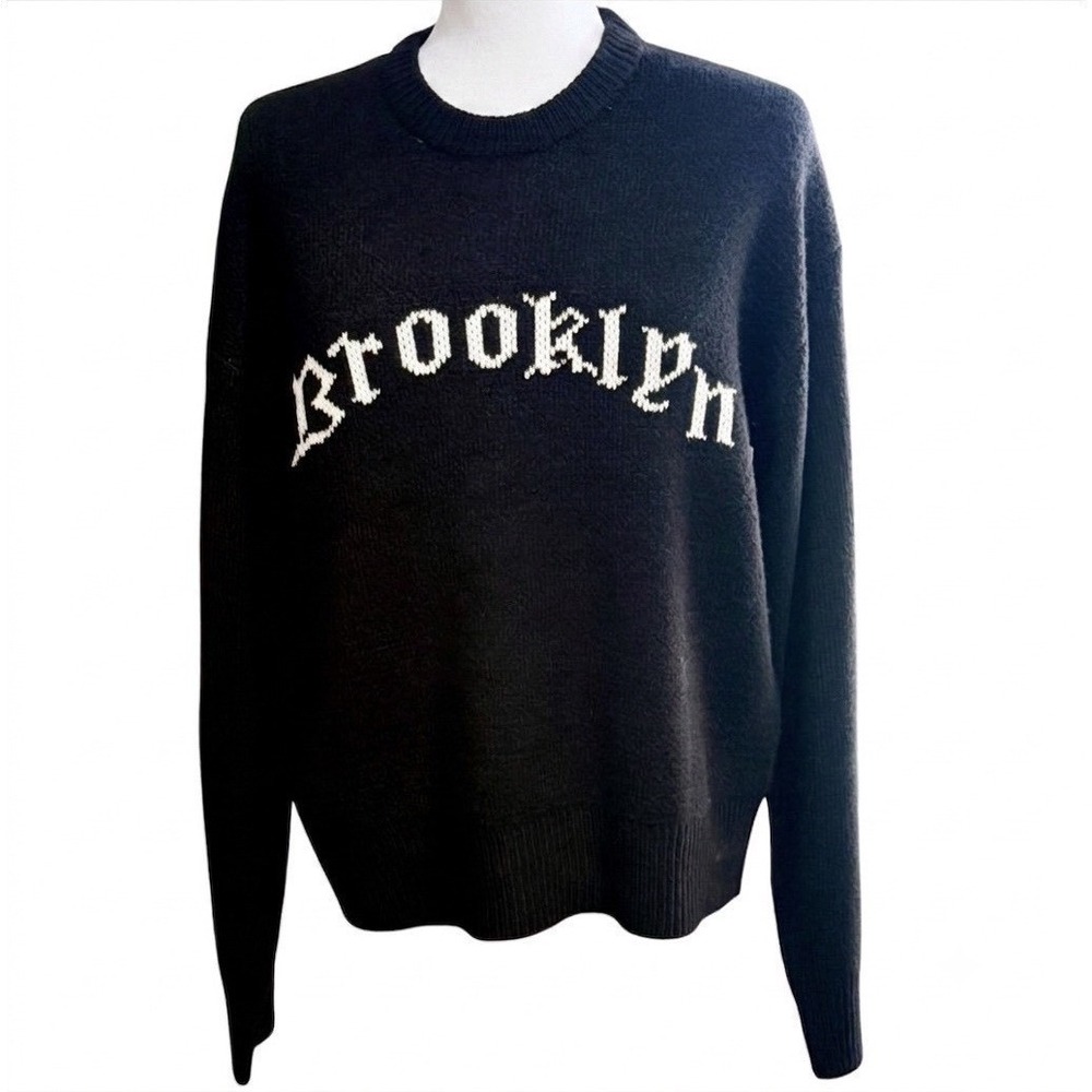 Brooklyn Knit Sweater Black & White Streetwear New York NY Minimalist City Core - Picture 2 of 7